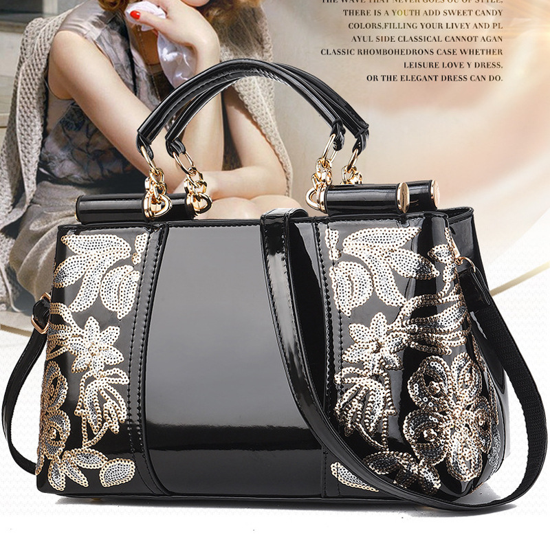 2022 New fashionable patent leather mom bag, European and American shiny leather grand handbag, single-shoulder crossbody bag, trendy details Picture