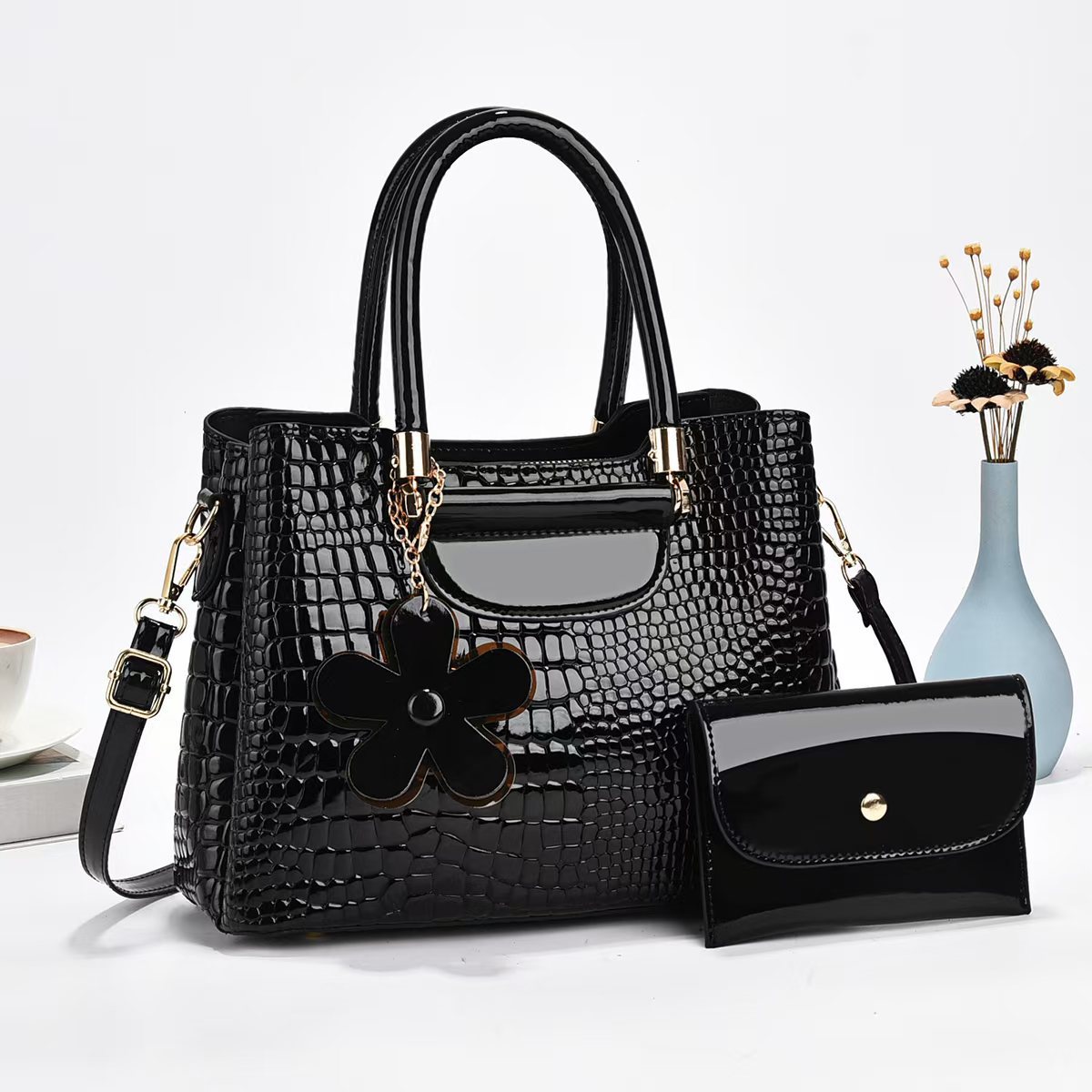 2024 Factory direct sale shiny leather stone-patterned bucket bag, new large-capacity, fashionable and trendy hand-held shoulder crossbody bag full figure