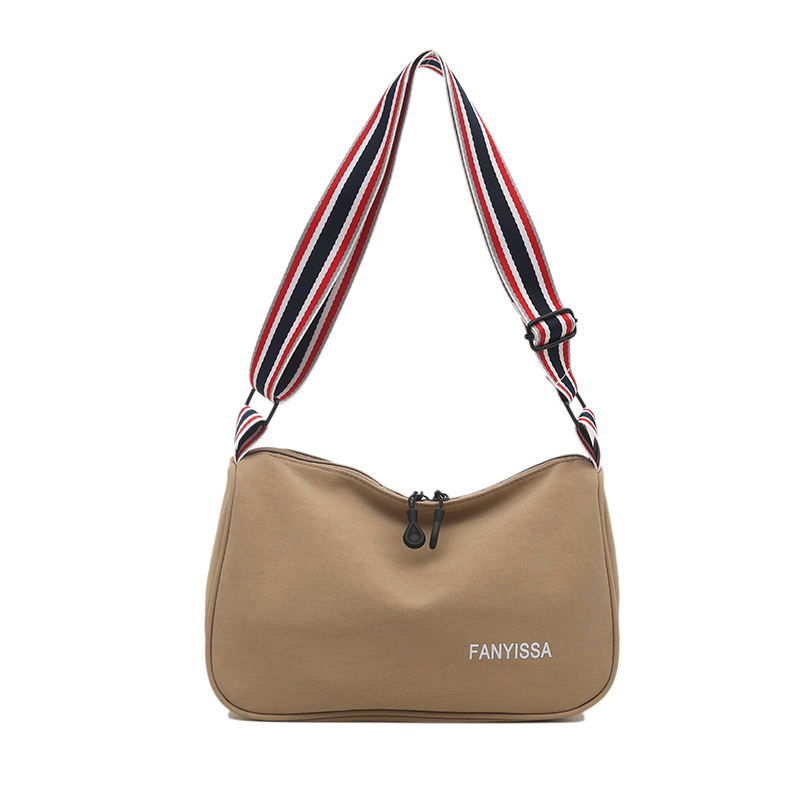New Summer 2025 casual and simple underarm bag for women's commuting to work, large-capacity single-shoulder bag, fashionable underarm bag Item Picture