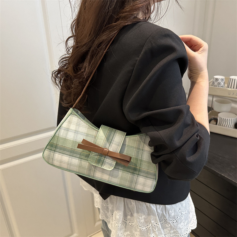 Trendy, individualistic and elegant Korean baguette underarm bag 2025 Women's bow fashion new single-shoulder checkered bag Specification drawing