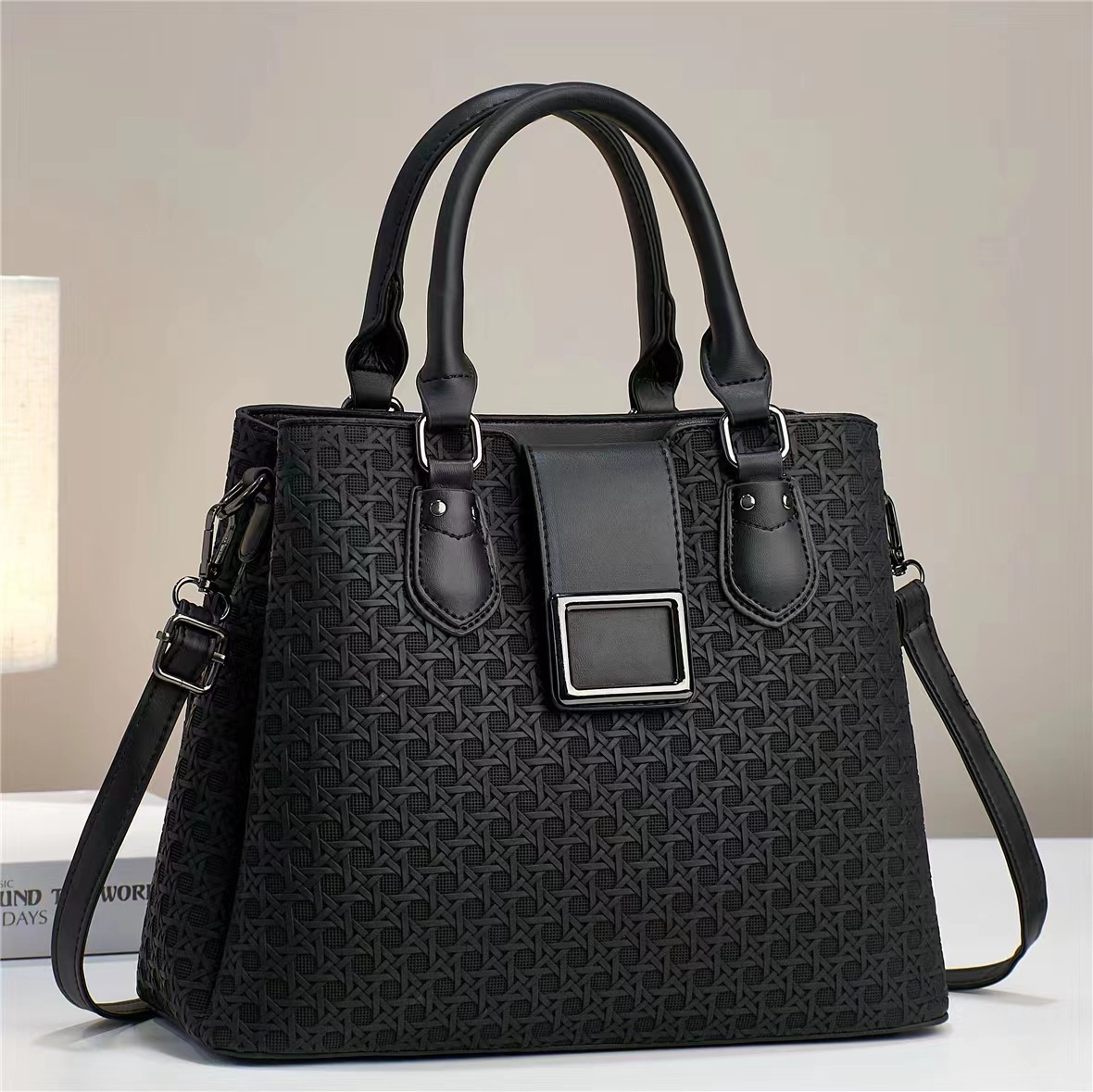 Grand single-shoulder cross-border crossbody bag 2024 new style for women, embossed and fashionable printed mom bag, versatile single-shoulder Specification drawing