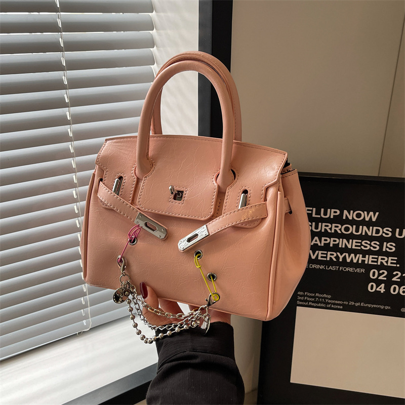 High-end, stylish, large-capacity bag 2024 new style, popular and versatile crossbody bag, fashionable ladies' hand-held platinum bag details Picture