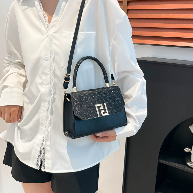 Cross-border fashion handbag for women 2025 New trendy color-blocking small square bag, versatile, stylish and high-quality crossbody bag Specification drawing