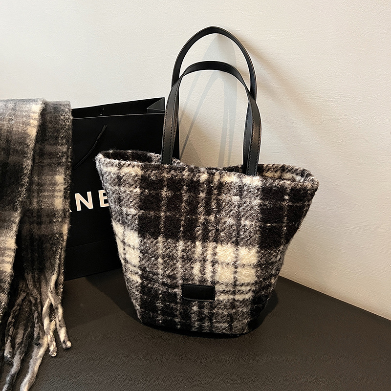 Leopard print women's large-capacity single-shoulder bag 2024 new style casual single-shoulder shopping bag, this year's popular commuter tote bag Specification drawing