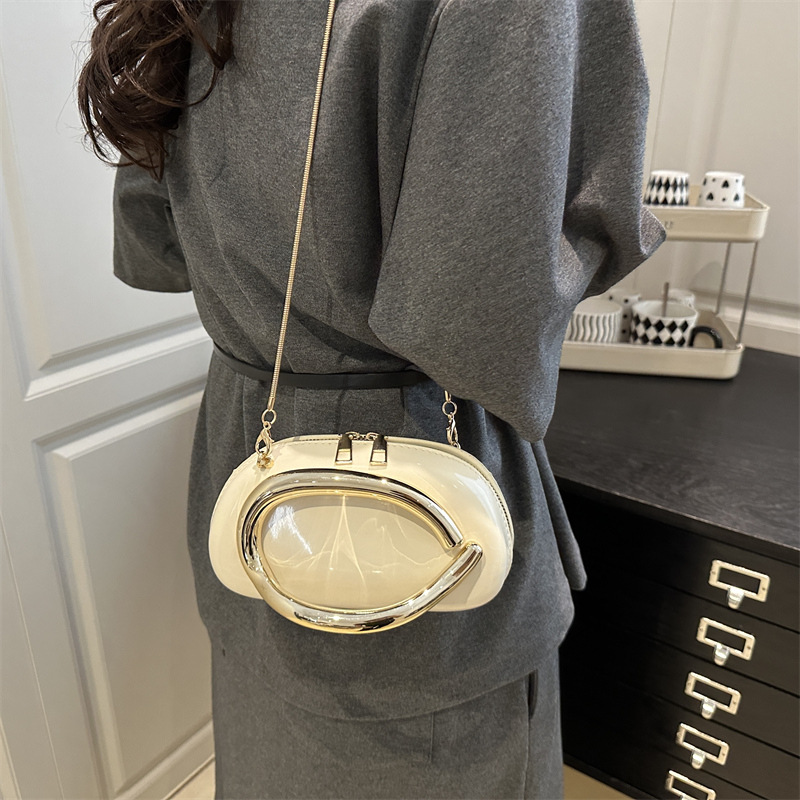 Personalized metal small bag 2025 Spring New style, fashionable and simple design, stylish ladies' wrist single-shoulder box bag Specification drawing