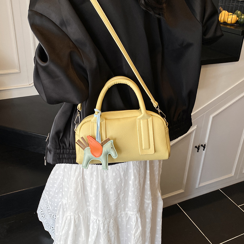 Cross-border fashion lychee pattern hand-held Boston bag 2025 New style, fashionable, versatile and niche commuter single-shoulder crossbody bag Specification drawing