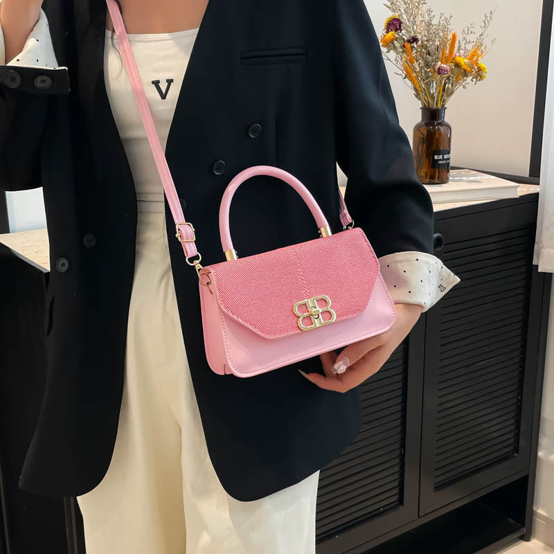 European and American retro underarm small square bag, pu texture handbag, niche design, single-shoulder bag, simple and casual crossbody bag Specification drawing