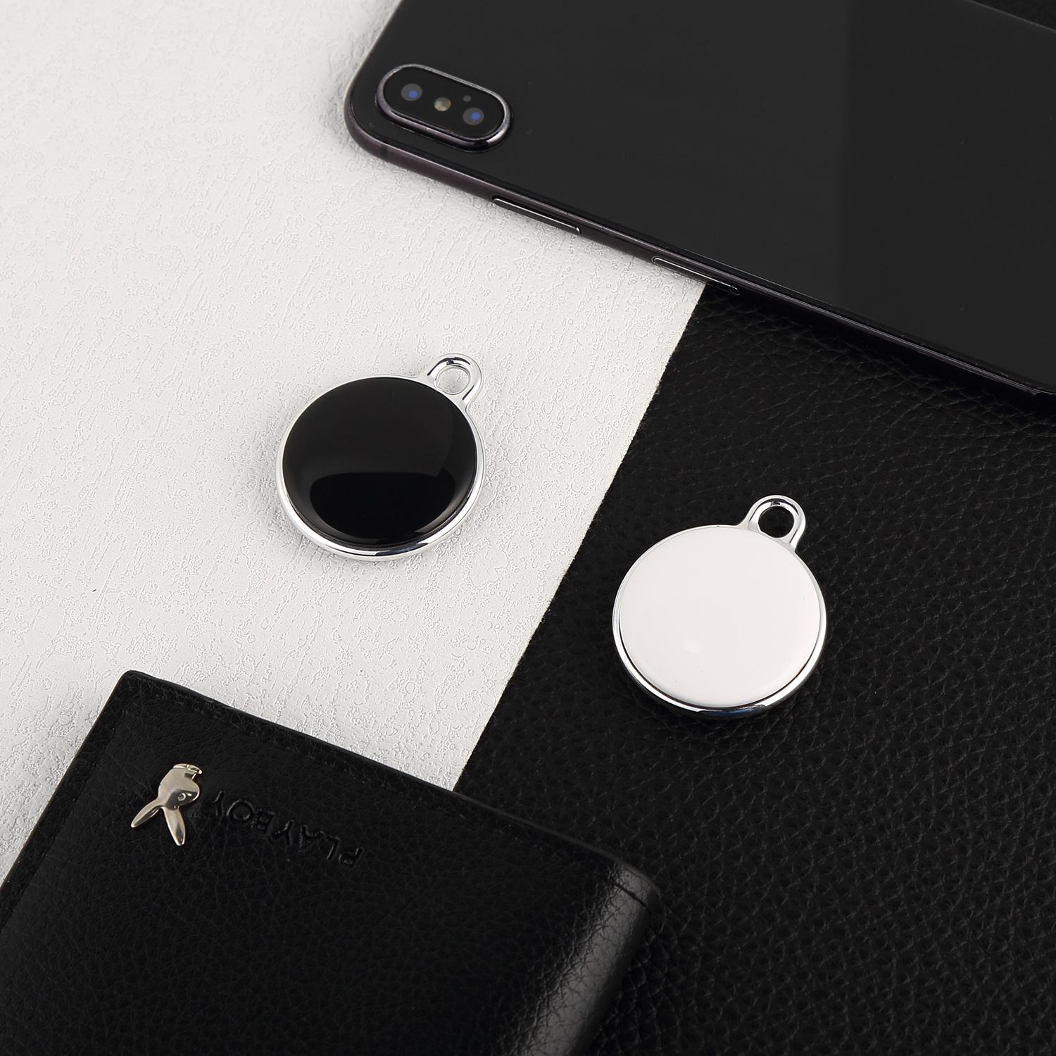 Aitag-style circular anti-loss device, smart finder, wireless Bluetooth keychain anti-loss device, pet tracker Application Scenario