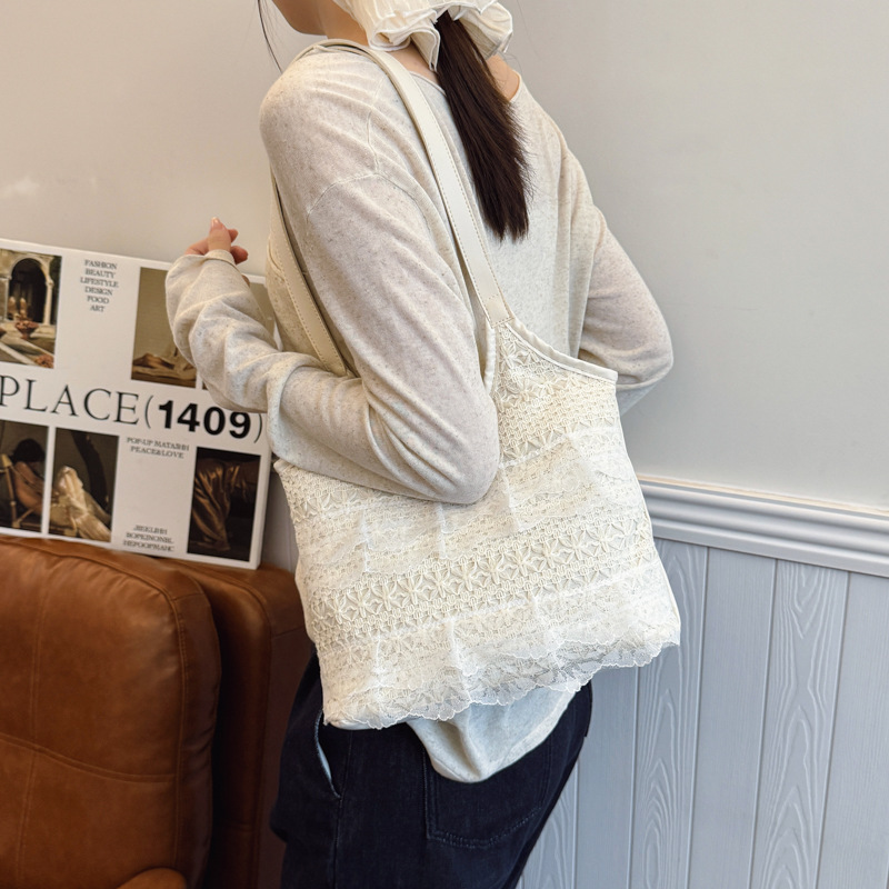 Casual Korean-style fresh and gentle lace woven bag for women 2025 new summer large-capacity tote single-shoulder bag Specification drawing