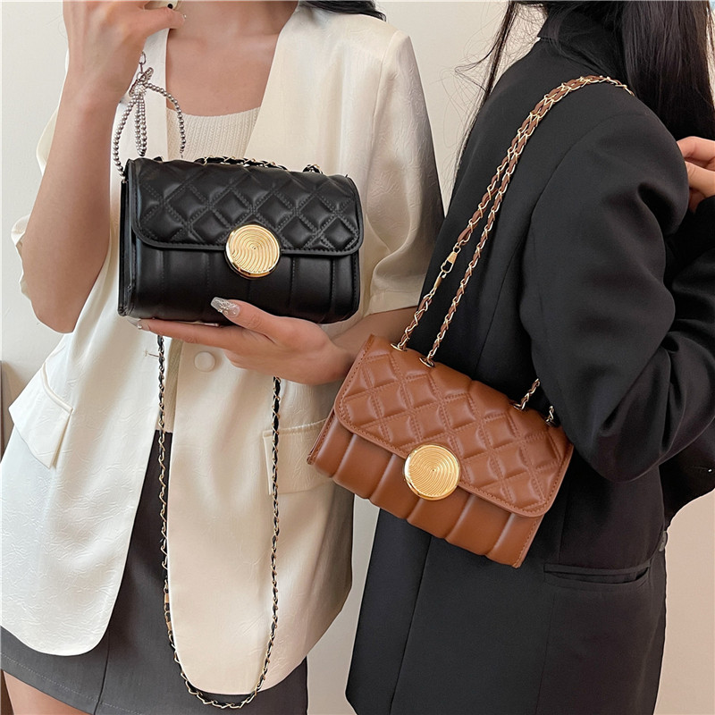 A versatile and personalized commuter small square bag, diamond-shaped chain bag, single-shoulder bag, new summer 2024 cross-border women's bag, crossbody bag Specification drawing