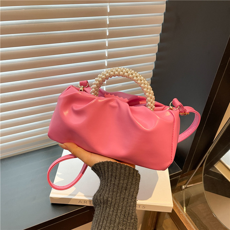 Single-shoulder crossbody bag 2025 summer new pearl chain handbag solid color simple pleated texture cloud bag full figure