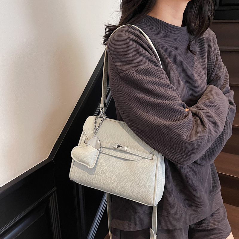 A retro cross-border high-end hand-held small square bag for women in 2025, a trendy, fashionable, versatile and stylish single-shoulder crossbody bag Specification drawing