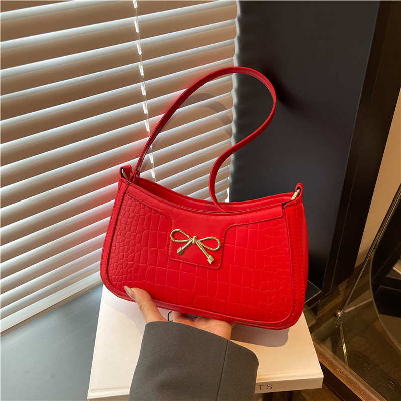 Cross-border high-end quality versatile underarm little girl bag 2025 new style fashionable handbag, shoulder bag, stylish baguette bag full figure