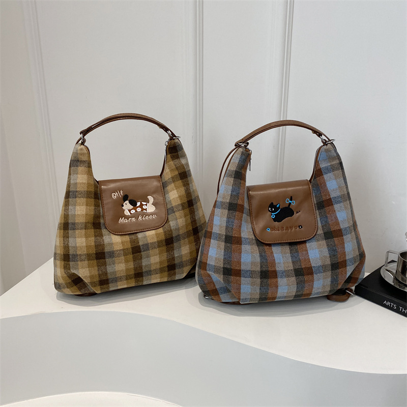 Korean cartoon puppy backpack for girls 2024 New style college checkered Tote bag Versatile large-capacity single-shoulder bag Application Scenario