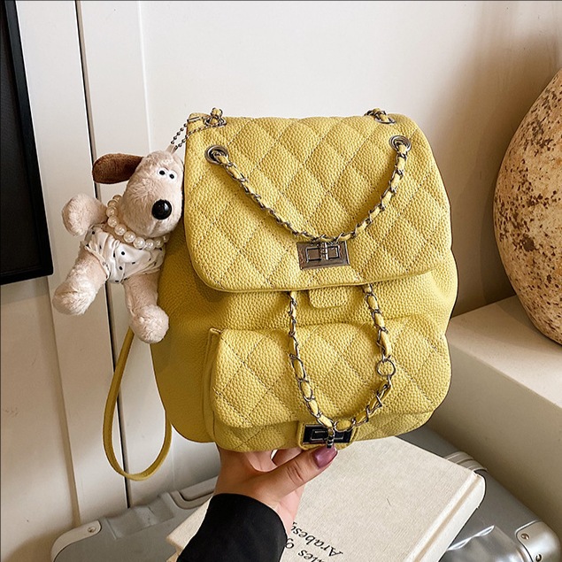 The 2025 summer new Korean-style trendy small Chanel diamond-shaped chain backpack is a versatile, stylish and light luxury backpack for women full figure