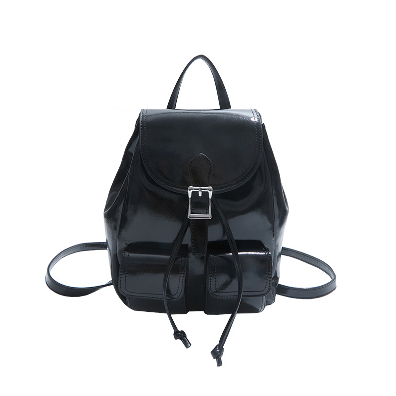 Fashionable and trendy niche design handbag, casual and stylish backpack, 2025 new stylish commuting backpack for going out Item Picture