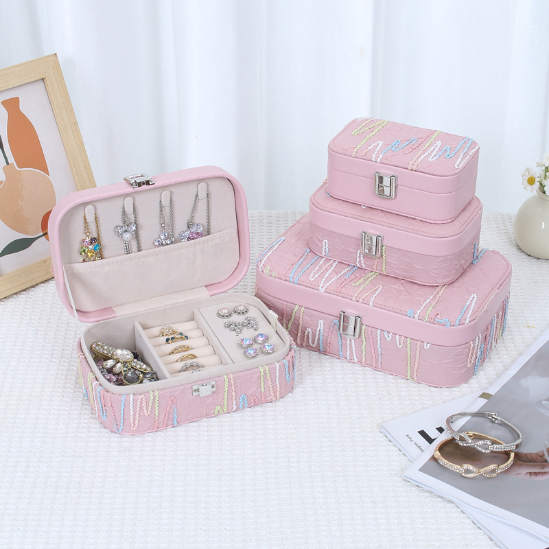 Large-capacity jewelry box, InS-style stud earrings, double-layer necklace, ring and jewelry storage, portable and multi-functional jewelry box full figure