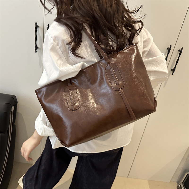 Retro large-capacity bag for women, Spring 2025 college students, single-shoulder bag for class, casual commuting bag, versatile tote bag Specification drawing