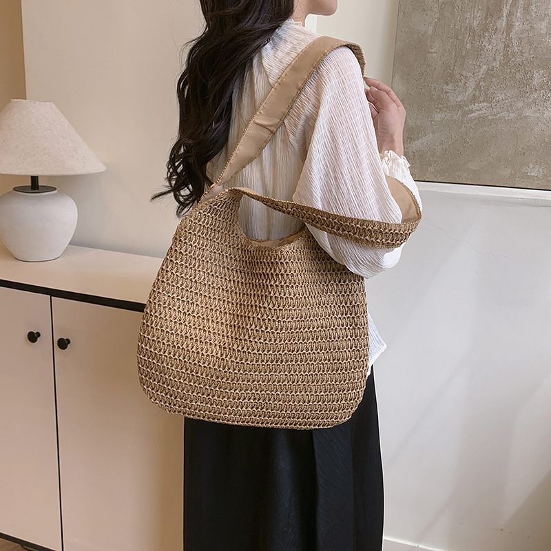 ins simple and versatile straw woven bag, solid color large capacity hand-crocheted woven bag, single-shoulder hand-carry beach bag details Picture
