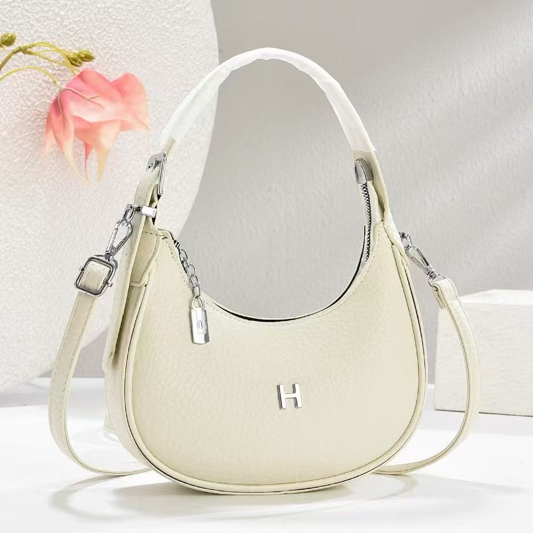 New high-quality underarm bag, versatile handbag, fashionable and trendy crossbody bag, single-shoulder crescent-shaped bag Specification drawing