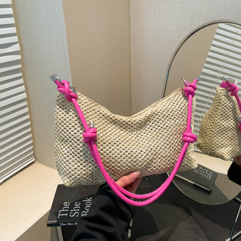 New U-shaped paper rope single-shoulder diagonal cross straw woven bag for women, versatile casual dumpling bag, woven bag for vacation beach bag full figure