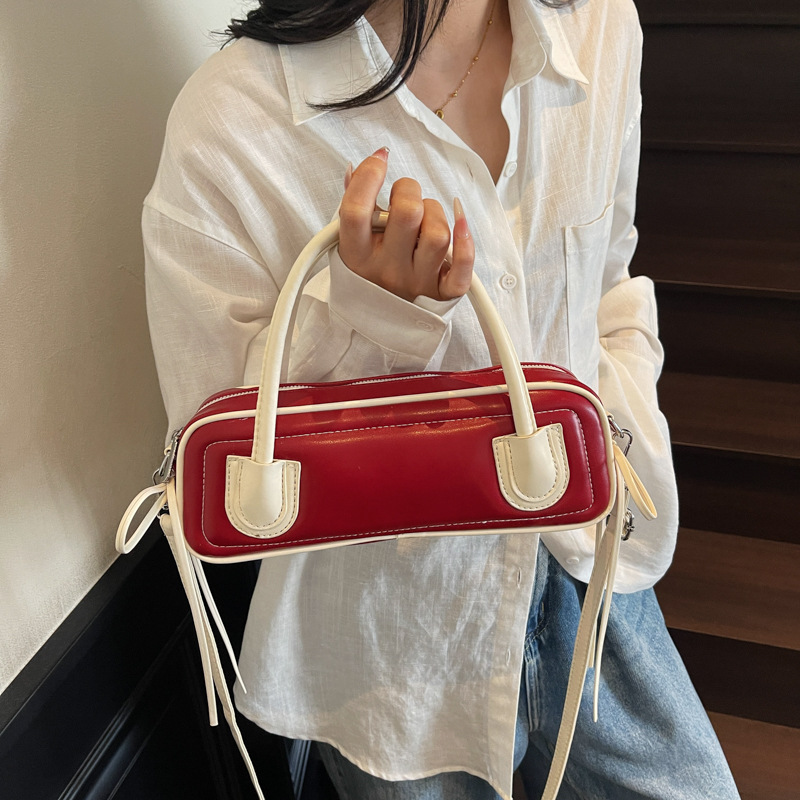Retro large-capacity handbag for women, 2025 new casual solid color commuting single-shoulder bag, stylish and fashionable crossbody bag details Picture