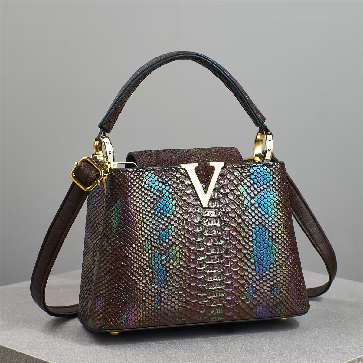 High-end quality handbag for women, 2025 new commuter bucket bag, women's bag, summer hand-held small handbag full figure
