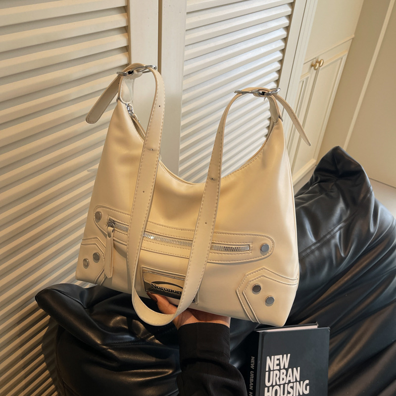 Large-capacity wide shoulder strap single-shoulder bag, 2025 new style fashionable and trendy rivet tote bag, high-end soft leather underarm bag Specification drawing