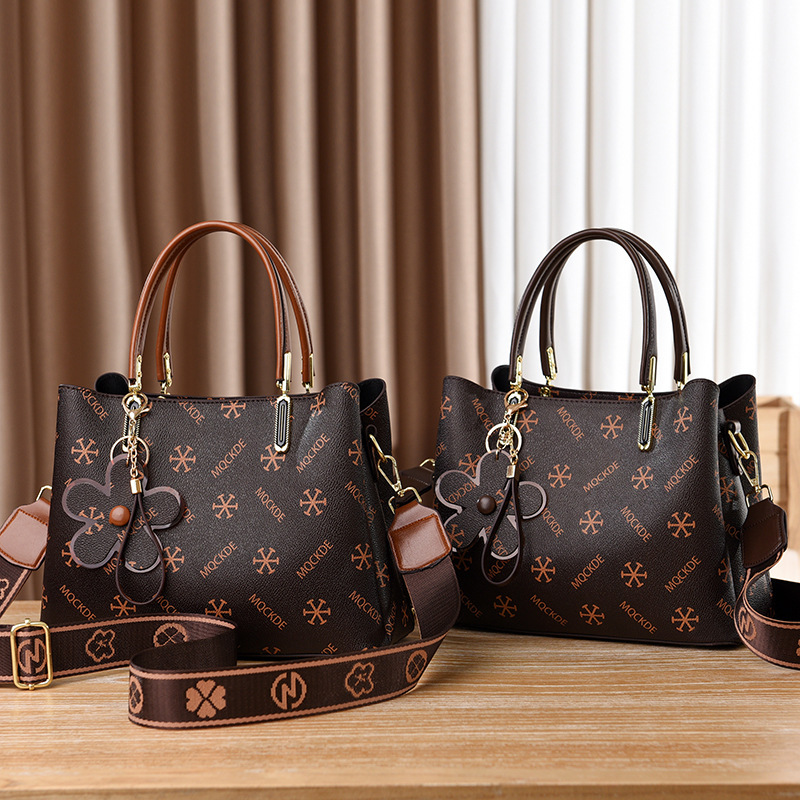This 2023 new stylish Korean-style retro printed pattern single-shoulder crossbody women's handbag is unique and elegant Specification drawing
