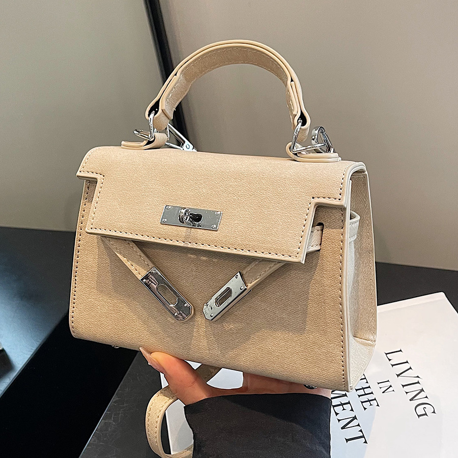 A versatile Instagram handbag for women, a new 2024 trendy and stylish Kelly bag, a high-end casual crossbody bag full figure