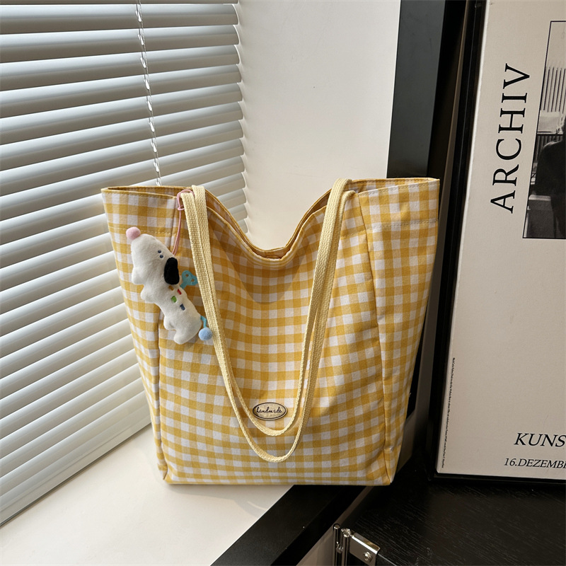 Fresh color-blocking double-sided canvas bag, large-capacity embroidered high-end single-shoulder bag, sweet checkered bag, student commuting bag full figure