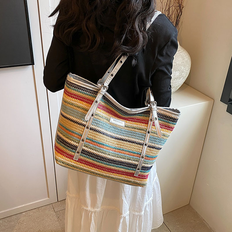 Trendy and casual large-capacity underarm woven bag for women 2025 summer seaside vacation straw woven bag striped single-shoulder bag Specification drawing