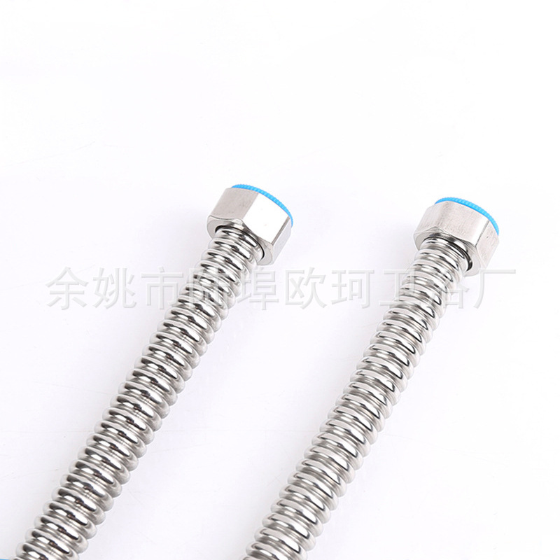 304 stainless steel corrugated pipe for bathroom water heater water inlet pipe, solar connection pipe, metal hose, 4 points Application Scenario