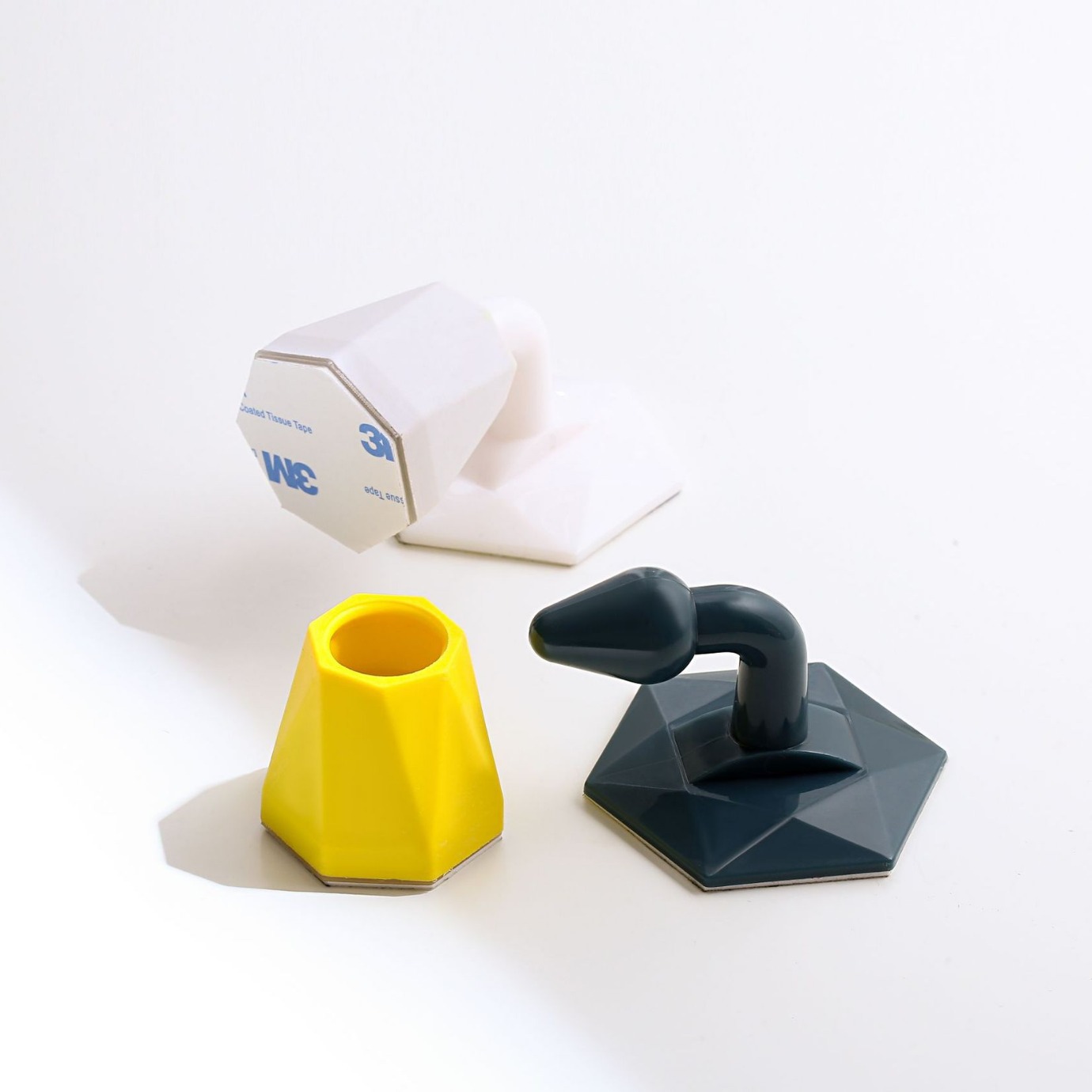 The new silicone door stop does not require drilling, the door handle anti-collision pad, the door stop, the bathroom wall, the door top, and the door resistance Application Scenario