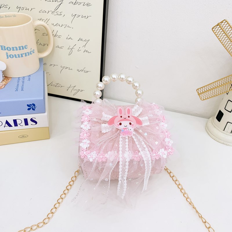 Children's small chanel-style single-shoulder crossbody bag, pearl girls' small bag, new little girls' coin purse, handbag, cross-border Application Scenario