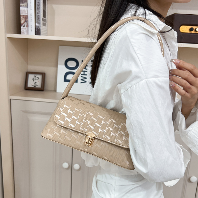 French niche bag, stylish underarm bag for women, 2025 new trendy and versatile handbag, ins single-shoulder bag details Picture