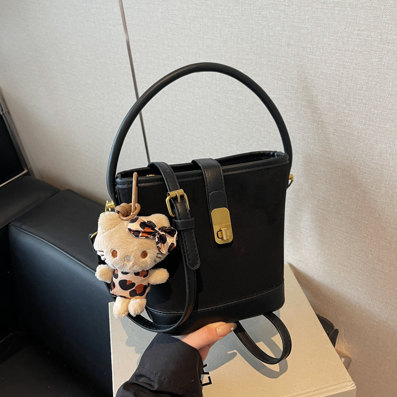 Leopard print niche crossbody bag, casual hand-held bucket bag, popular bags this year, new fashion single-shoulder bag for women in 2024 Specification drawing