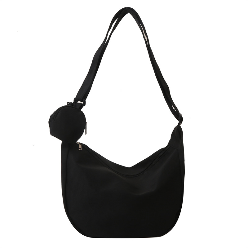 Bag Girl 2023 New Autumn and Winter Trendy Korean version large-capacity crossbody bag, casual and lightweight, simple Oxford fabric dumpling bag Item Picture