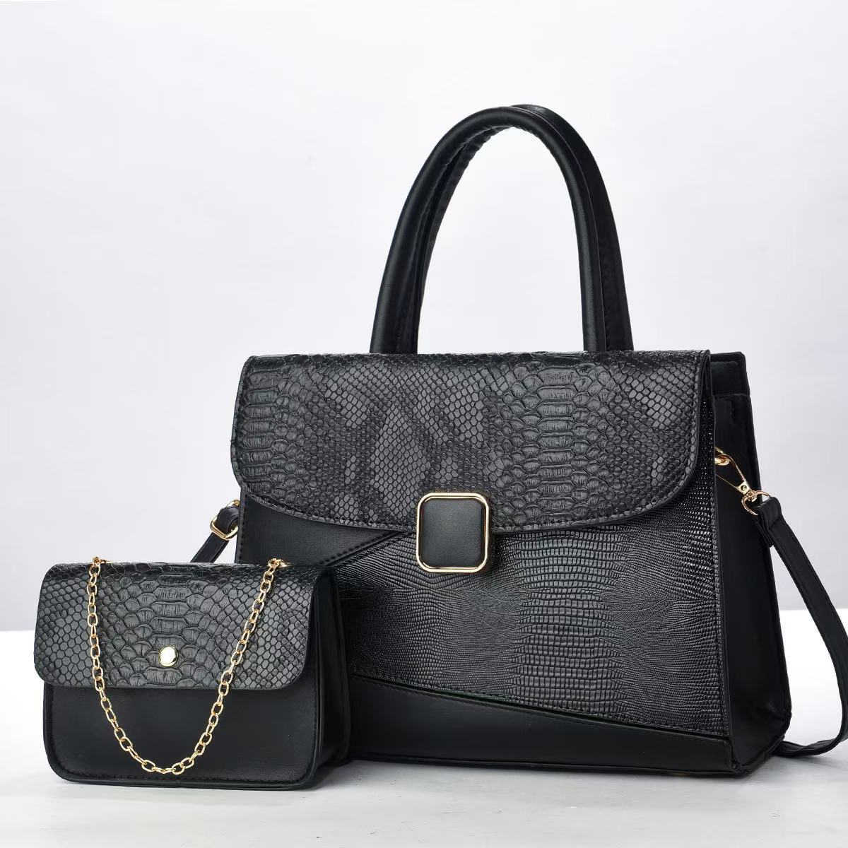 A high-end women's mother and child bag, a large-capacity crossbody tote bag for commuting, a new autumn and winter crossbody bag for women full figure