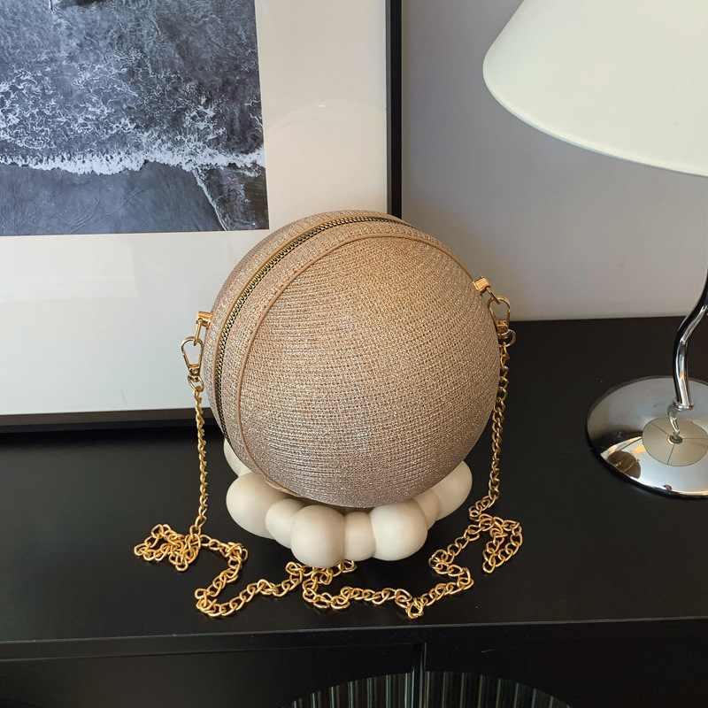 High-quality Evening bag 2025 Summer New water diamond coin purse, fashionable circular bag, personalized single-shoulder crossbody women's bag full figure