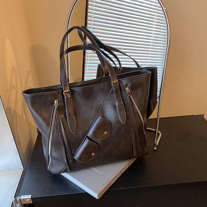 Commuting retro large-capacity bag for women 2024 new style, trendy and versatile casual shoulder bag, high-end hand-held tote bag Specification drawing