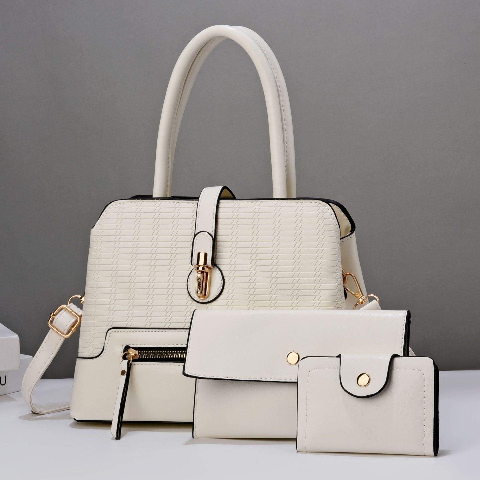 2024 Cross-border handbag three-piece set, versatile women's bag, new trendy single-shoulder bag, simple shell bag, crossbody bag Application Scenario