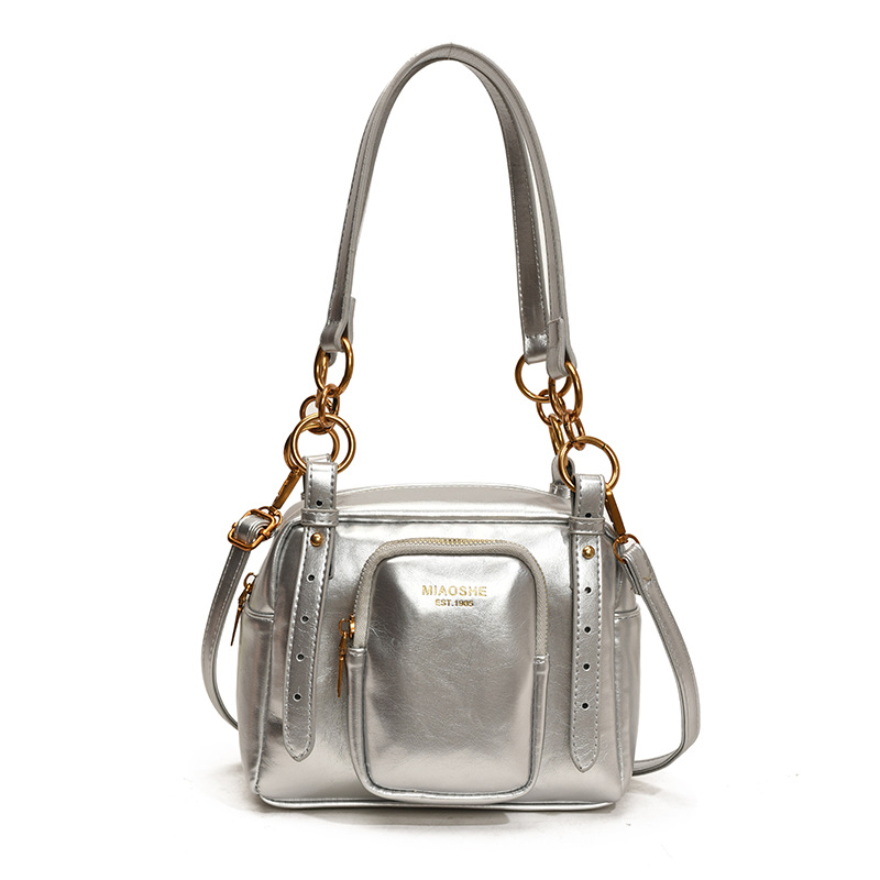 Korean-style textured hand-held small square bag for women, new Spring 2025, simple single-shoulder bag, casual and fashionable underarm bag Item Picture