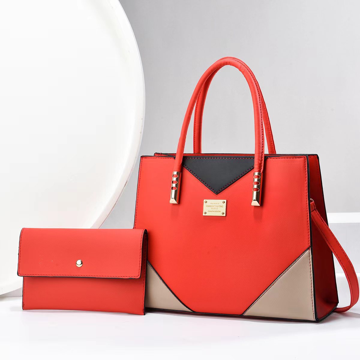 A new, stylish and versatile single-shoulder crossbody bag with a large capacity, a trendy and fashionable women's bag full figure