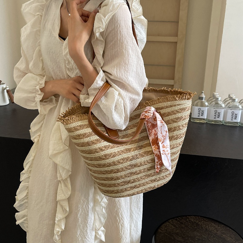 Summer woven straw vegetable basket bag for women, large capacity 2025 new versatile single-shoulder seaside vacation tote bag Specification drawing