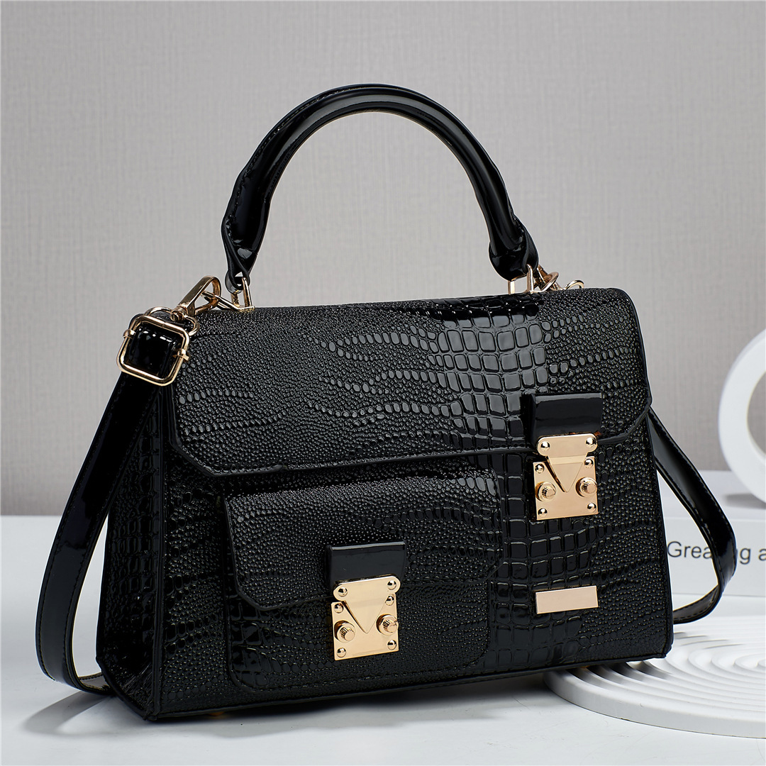 The 2023 new stylish Korean-style crocodile print single-shoulder crossbody women's handbag is simple and elegant for export full figure