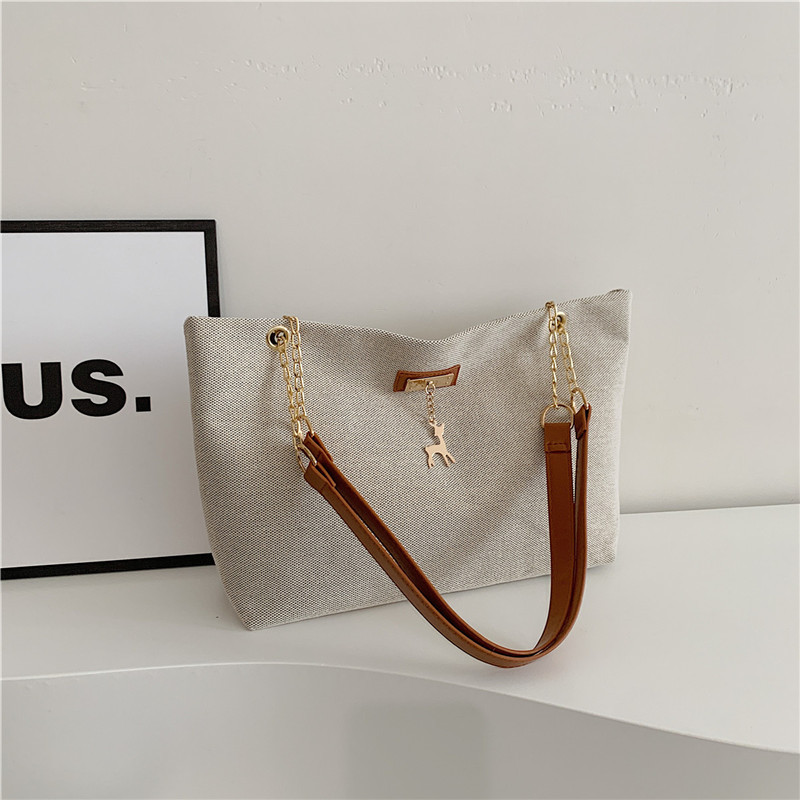 Retro commuter quality chain single-shoulder bag for women, new summer 2024 versatile ins underarm bag tote bag for women full figure