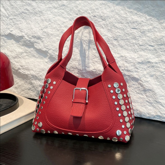 Cross-border retro rivet solid color handbag for women, 2025 new style, high-end texture, simple and large capacity single-shoulder armpit bag full figure