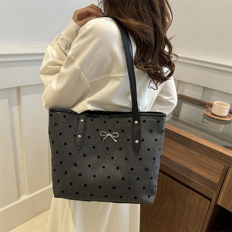 Polka dot printed bow tote bag for women 2024 New fashion trend, large-capacity casual single-shoulder crossbody bag Specification drawing