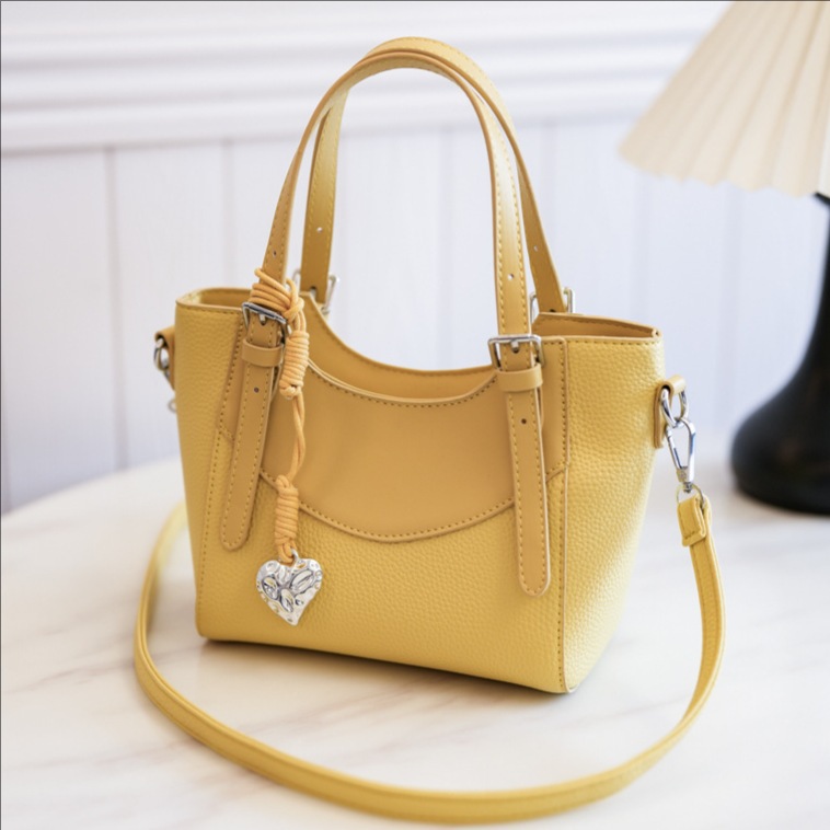 High-end Korean-style hand-held vegetable basket bag for women 2025 new style, versatile and elegant, large-capacity single-shoulder crossbody bag for going out full figure